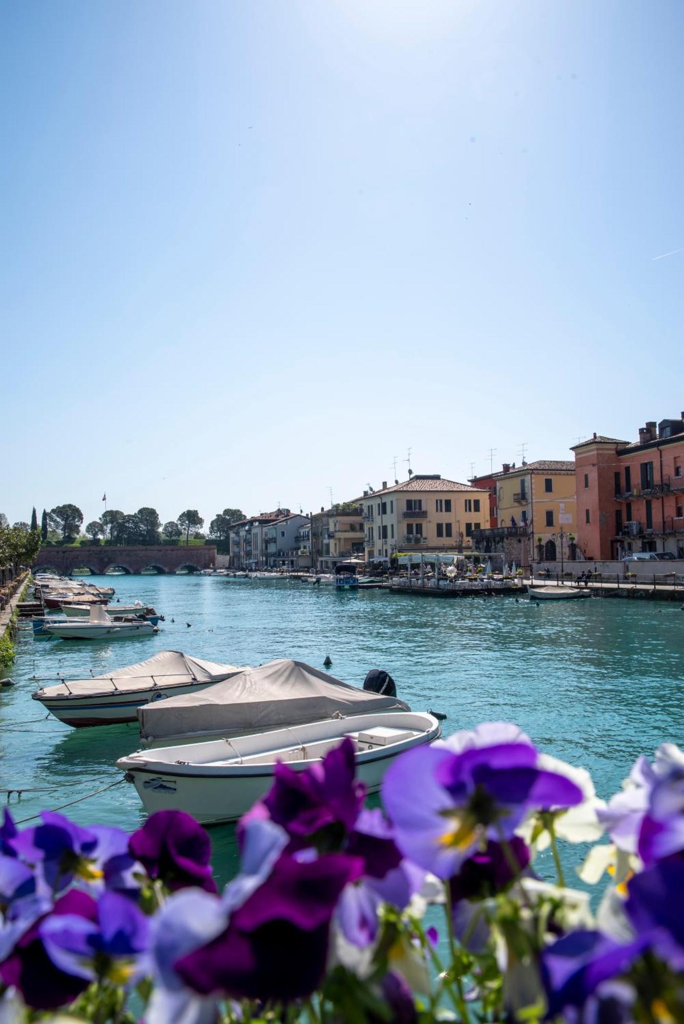 Palazzo Cordigero - Apartments Peschiera del Garda Exterior foto