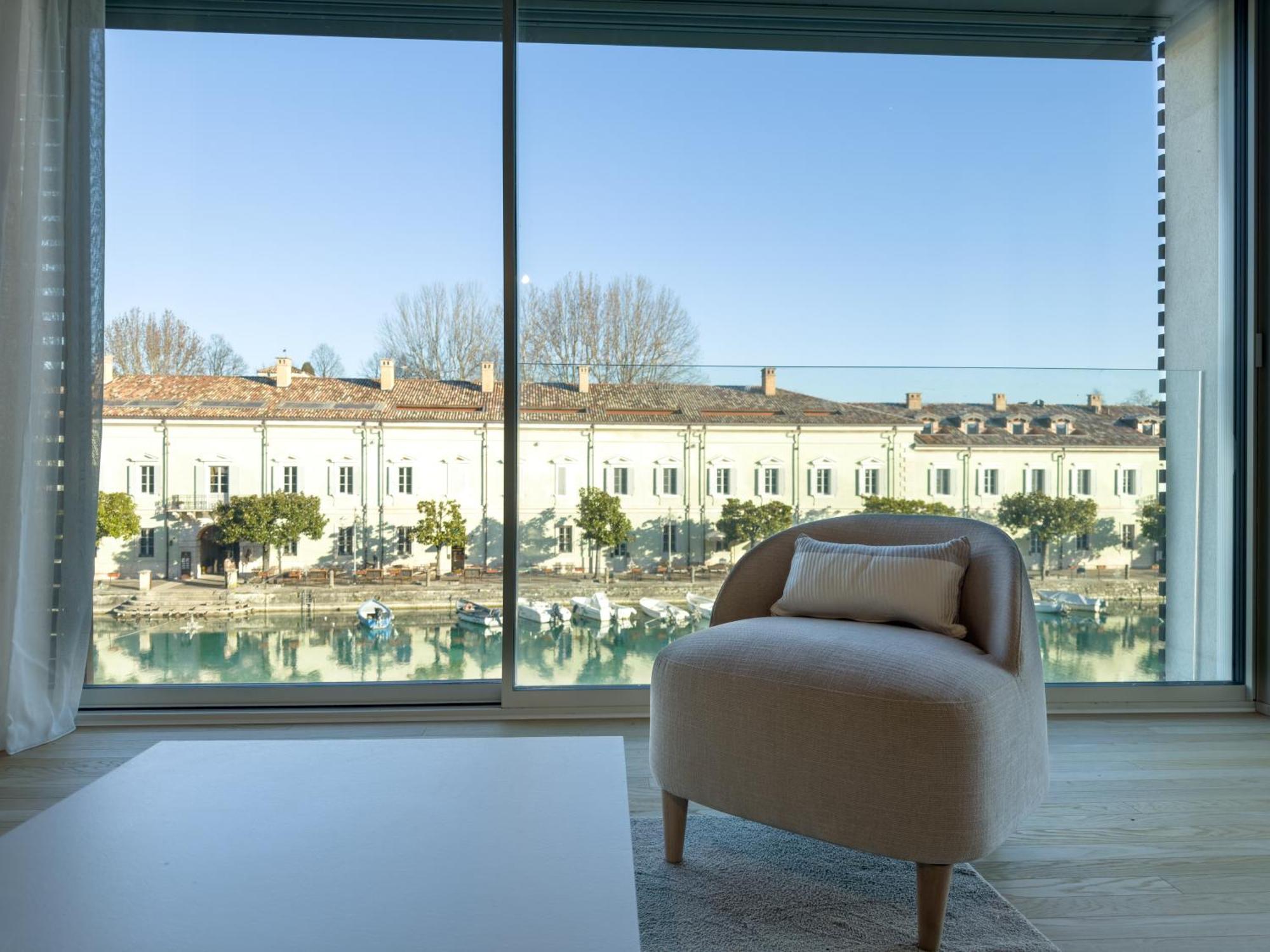 Palazzo Cordigero - Apartments Peschiera del Garda Exterior foto